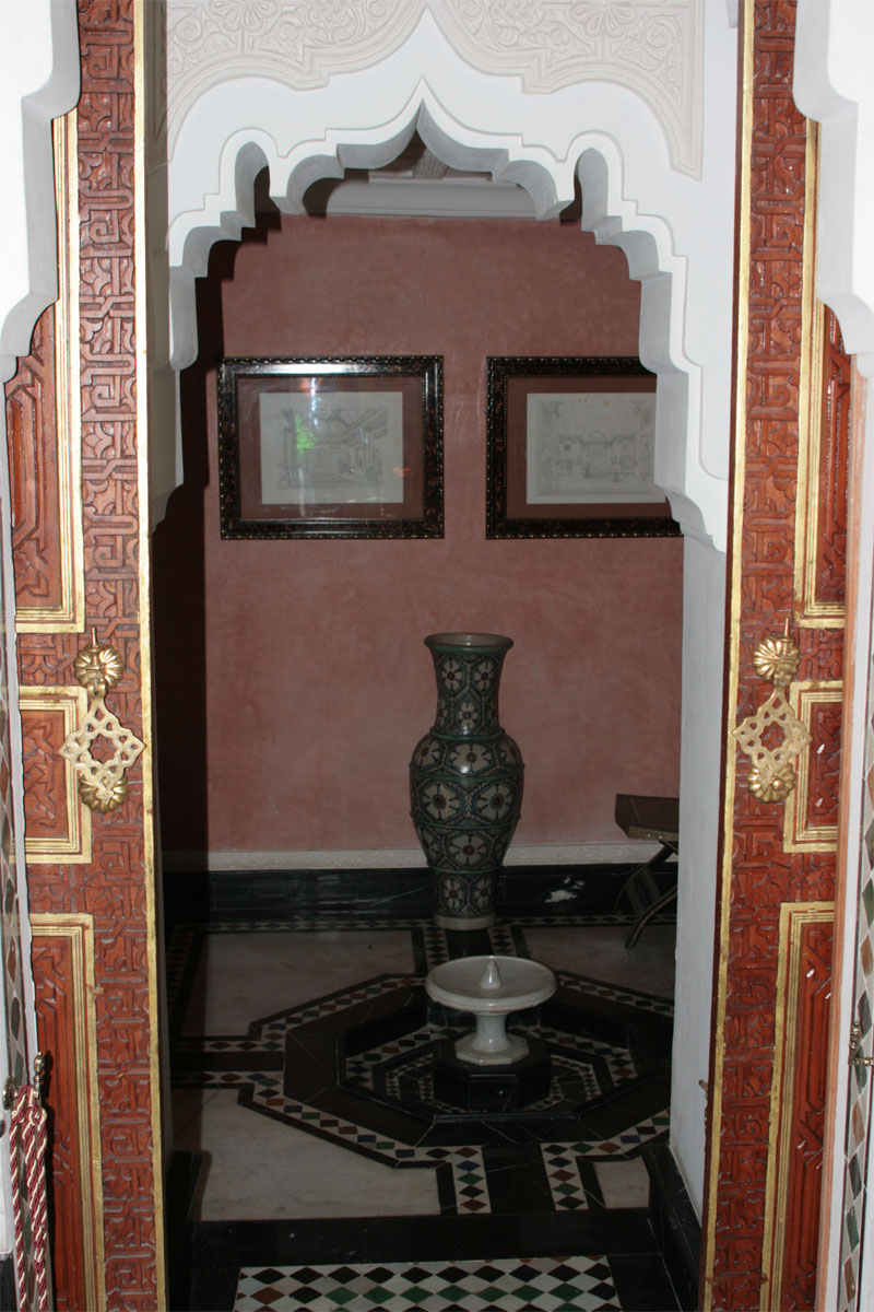 A glimpe of the fountain room